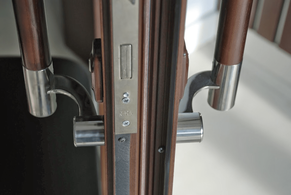ручки для алюминиевых дверей
